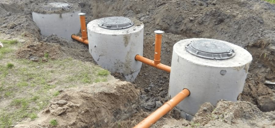 Установка септика из бетонных колец